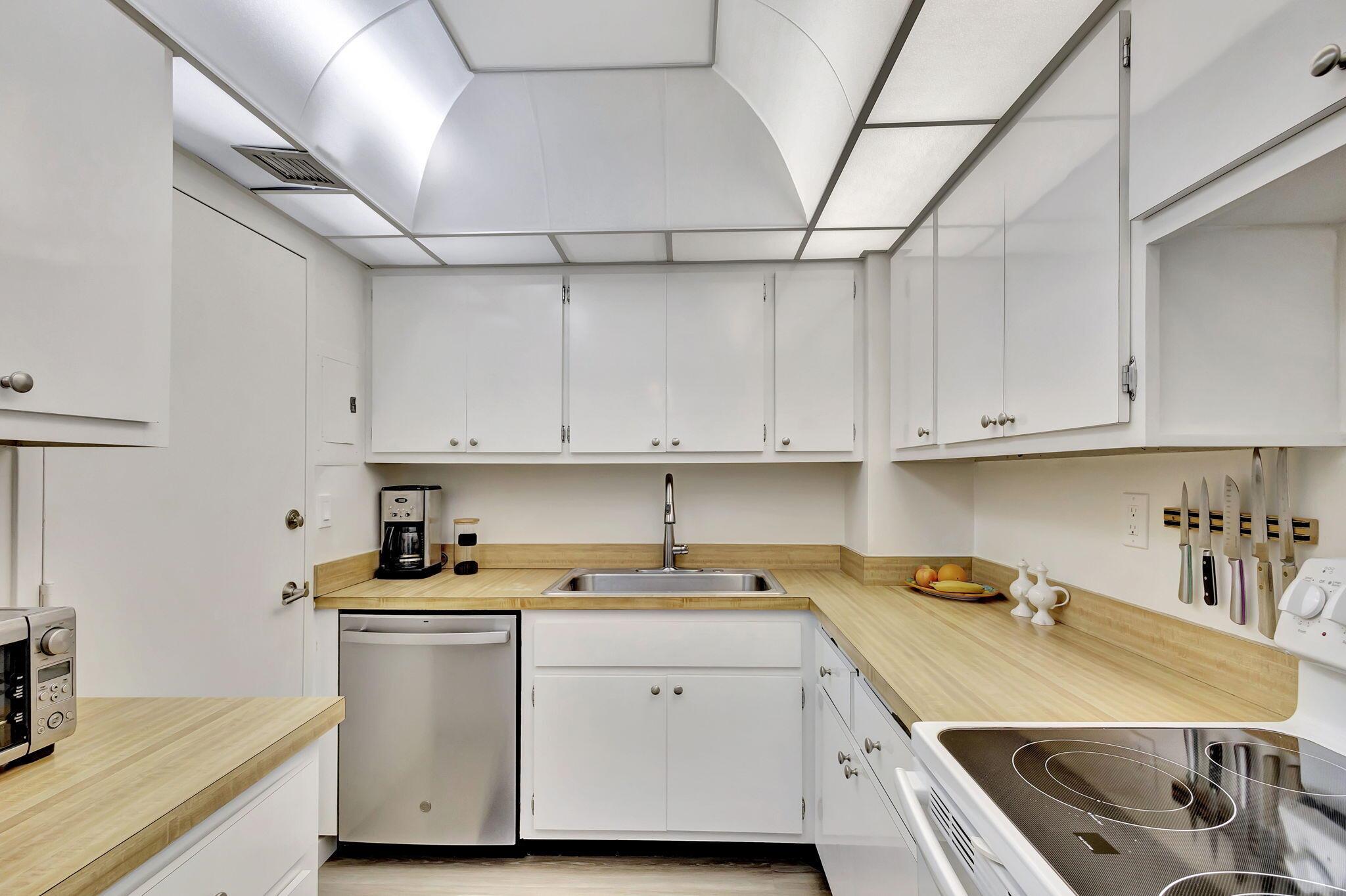 PORTOFINO CONDOMINIUM - Residential