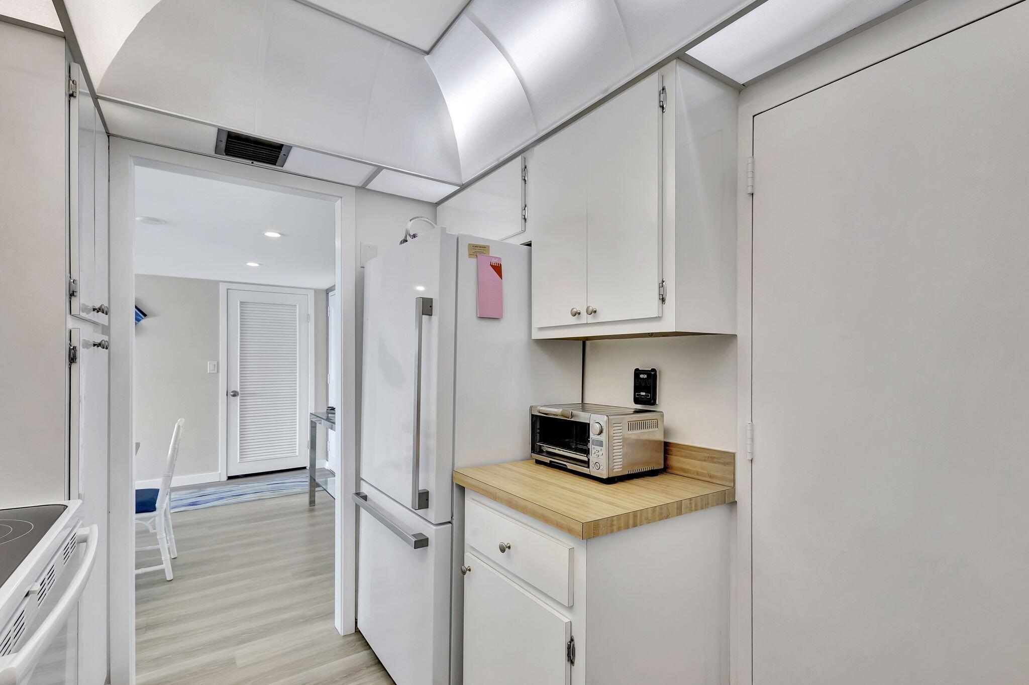 PORTOFINO CONDOMINIUM - Residential