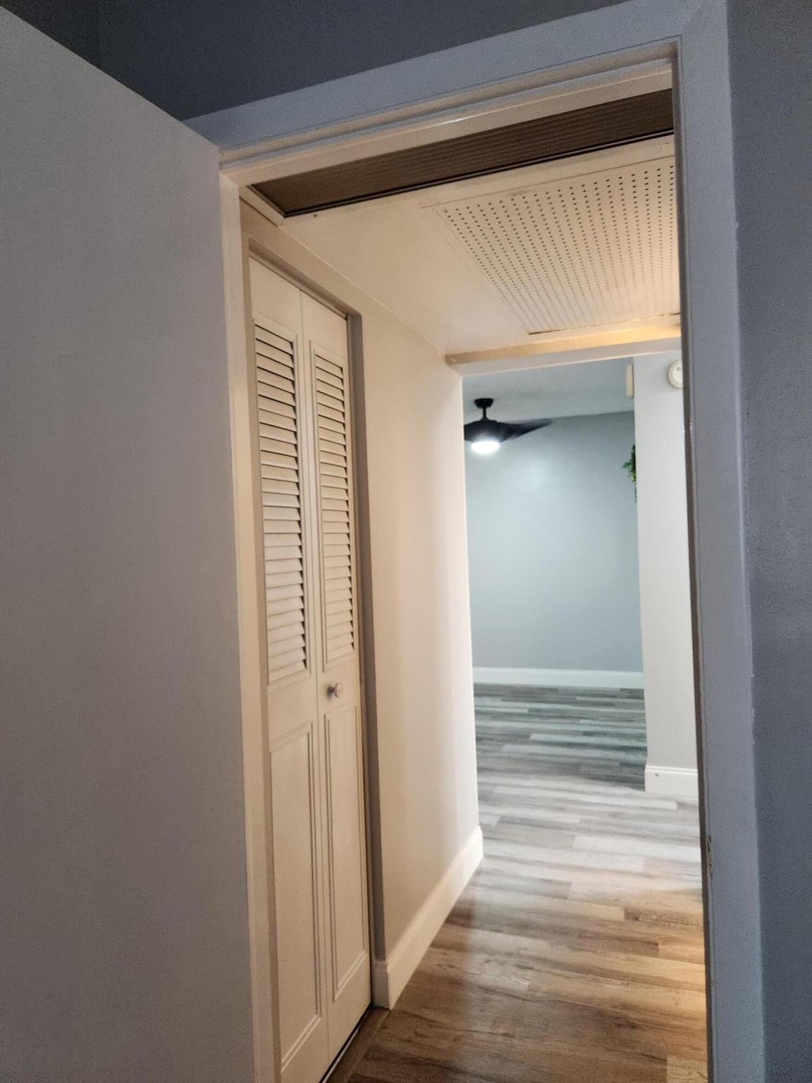 Lake Clarke  Gardens Cond - Residential Lease