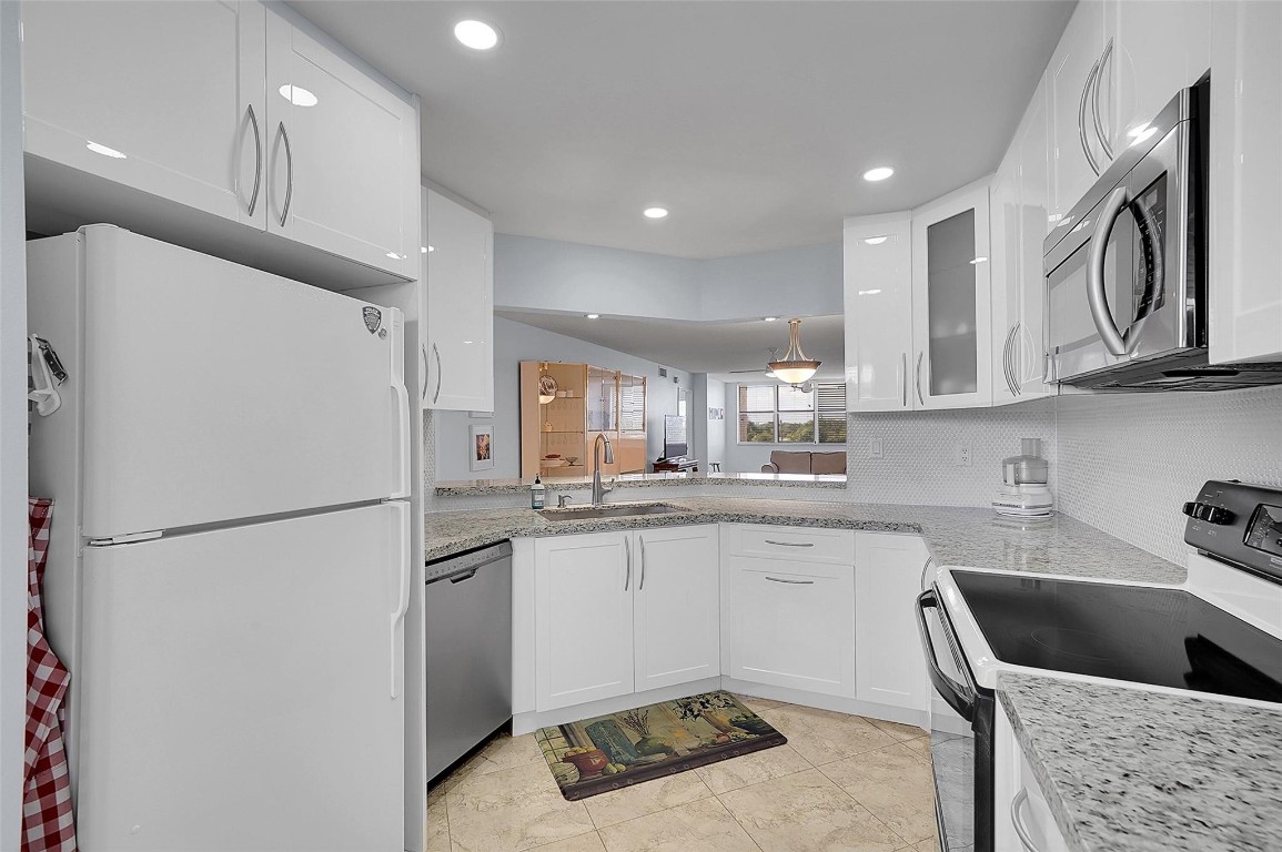 Sunrise Lakes Phase IV - Residential