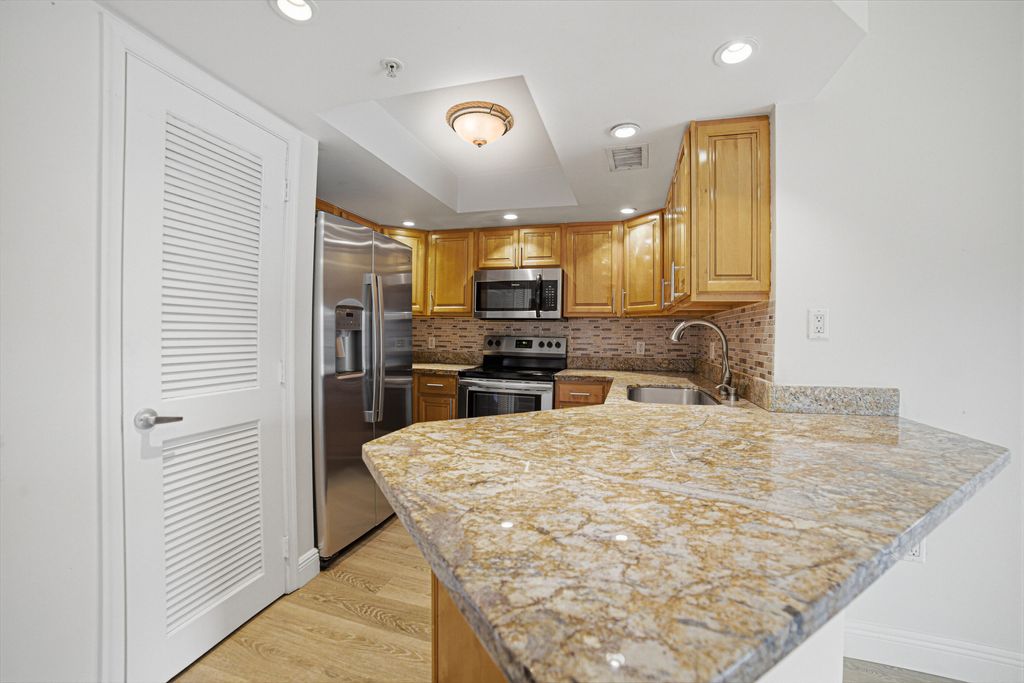 Photo of 2009 SE 10th Avenue #309, Fort Lauderdale, FL 33316 (MLS # B26017474)