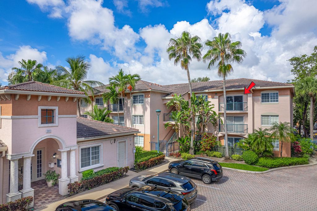 Photo of 2009 SE 10th Avenue #309, Fort Lauderdale, FL 33316 (MLS # B26017474)