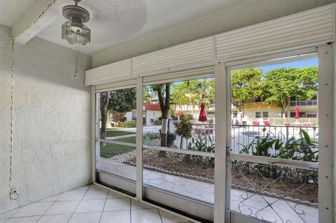 Tiny photo for 860 SE 6th Avenue #303, Deerfield Beach, FL 33441 (MLS # B26001280)