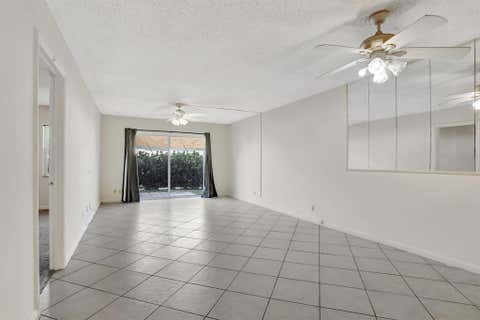 Tiny photo for 860 SE 6th Avenue #303, Deerfield Beach, FL 33441 (MLS # B26001280)