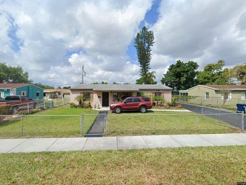 Homes with One Acre Plus in Miami-Dade County 61 16100 NW 28th Ct Opa Locka FL 33054