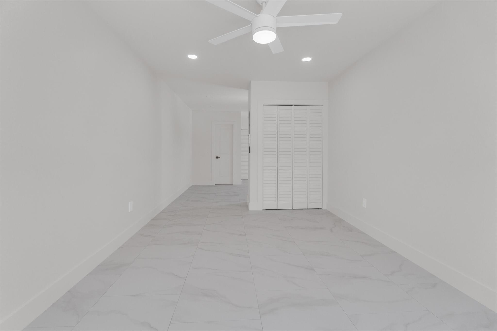 ESTS OF SOUTH PALM BEACH - Residential
