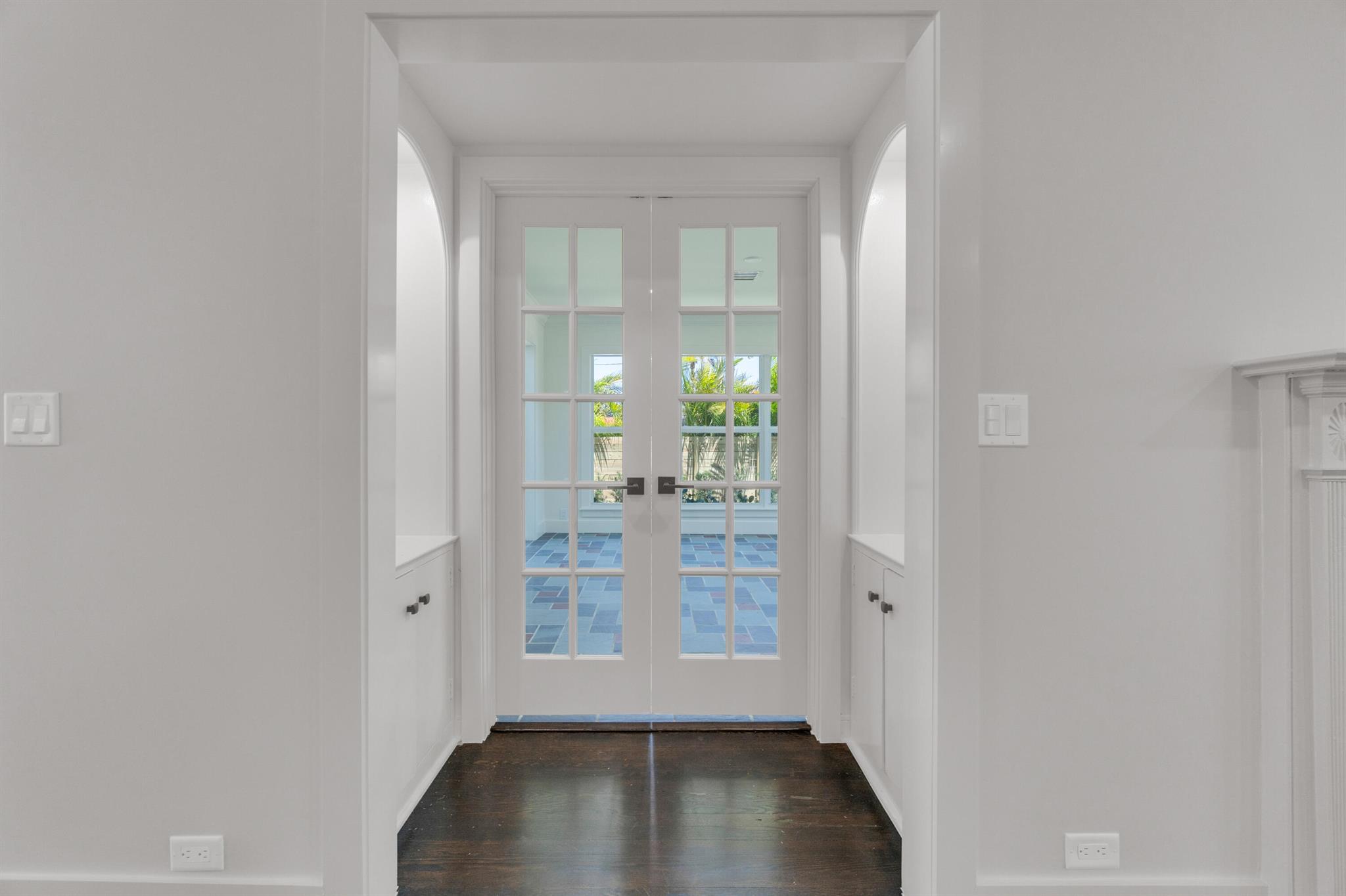 ESTS OF SOUTH PALM BEACH - Residential