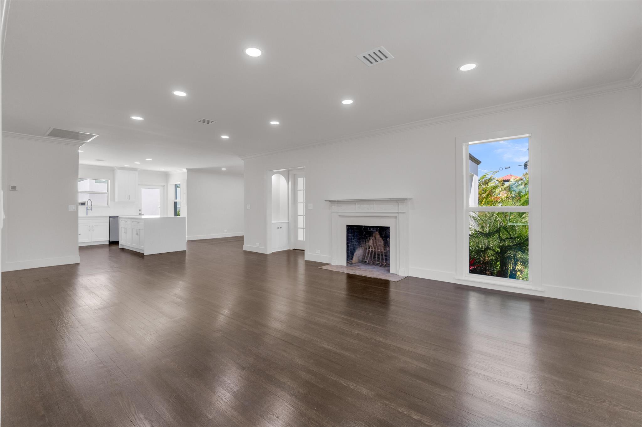 ESTS OF SOUTH PALM BEACH - Residential