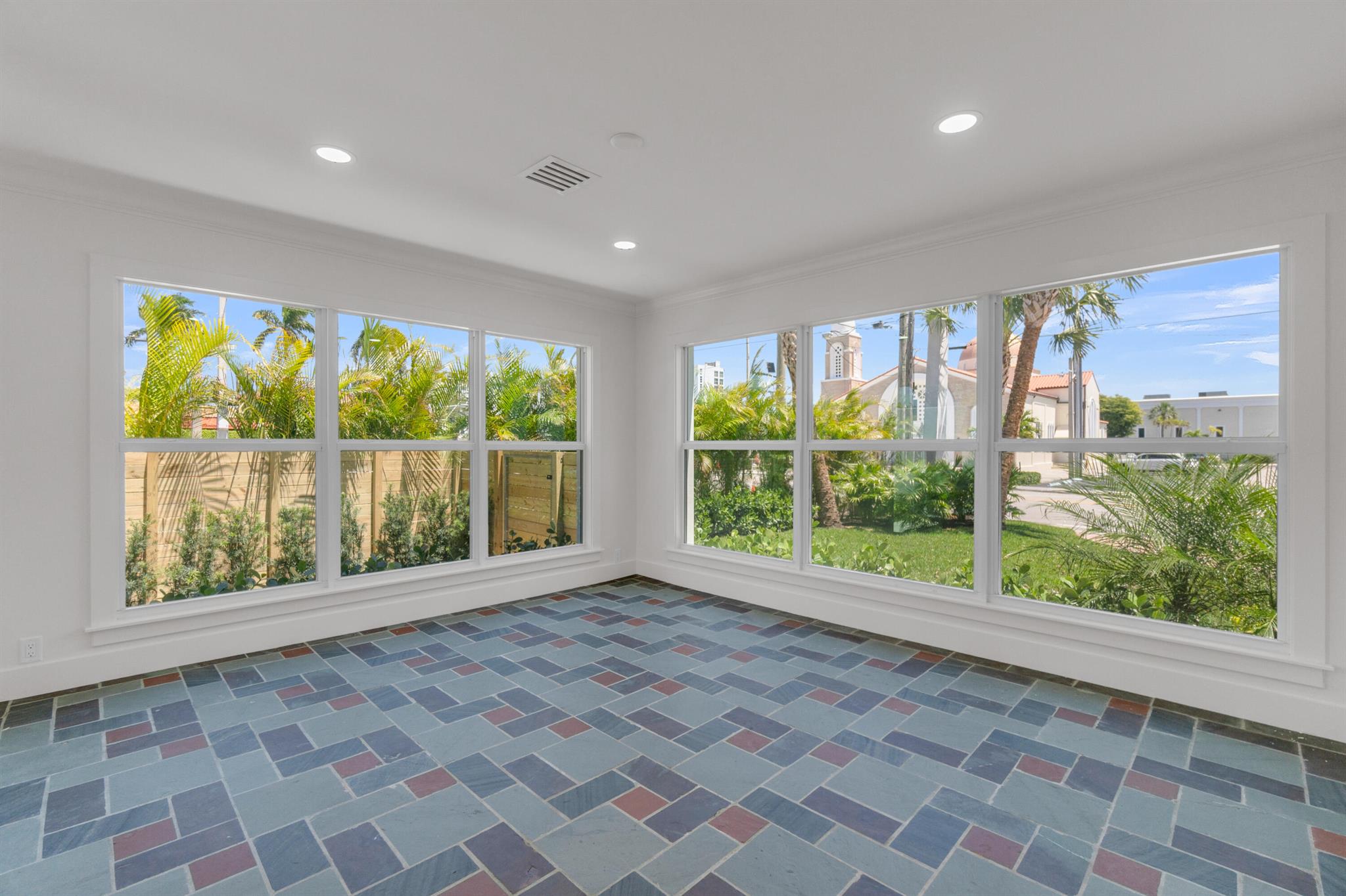 ESTS OF SOUTH PALM BEACH - Residential