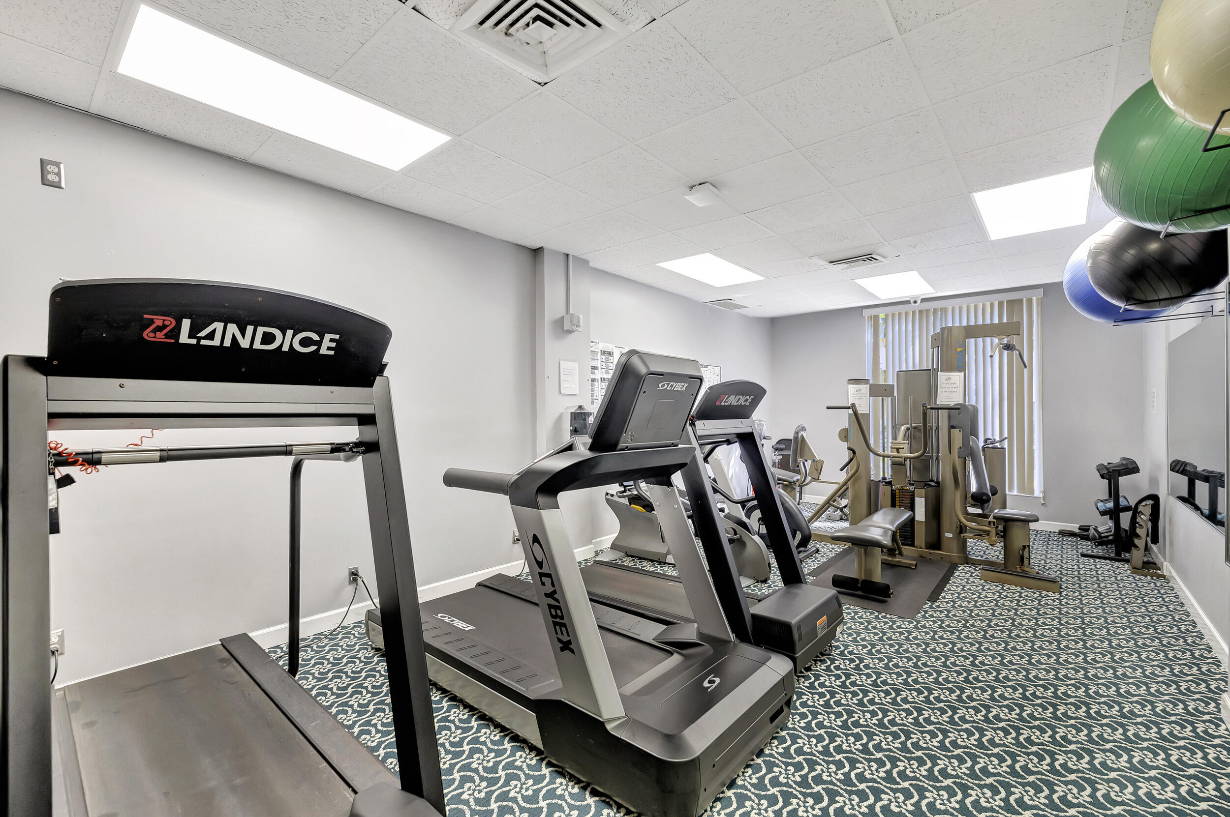 PATRICIAN CONDO - Residential