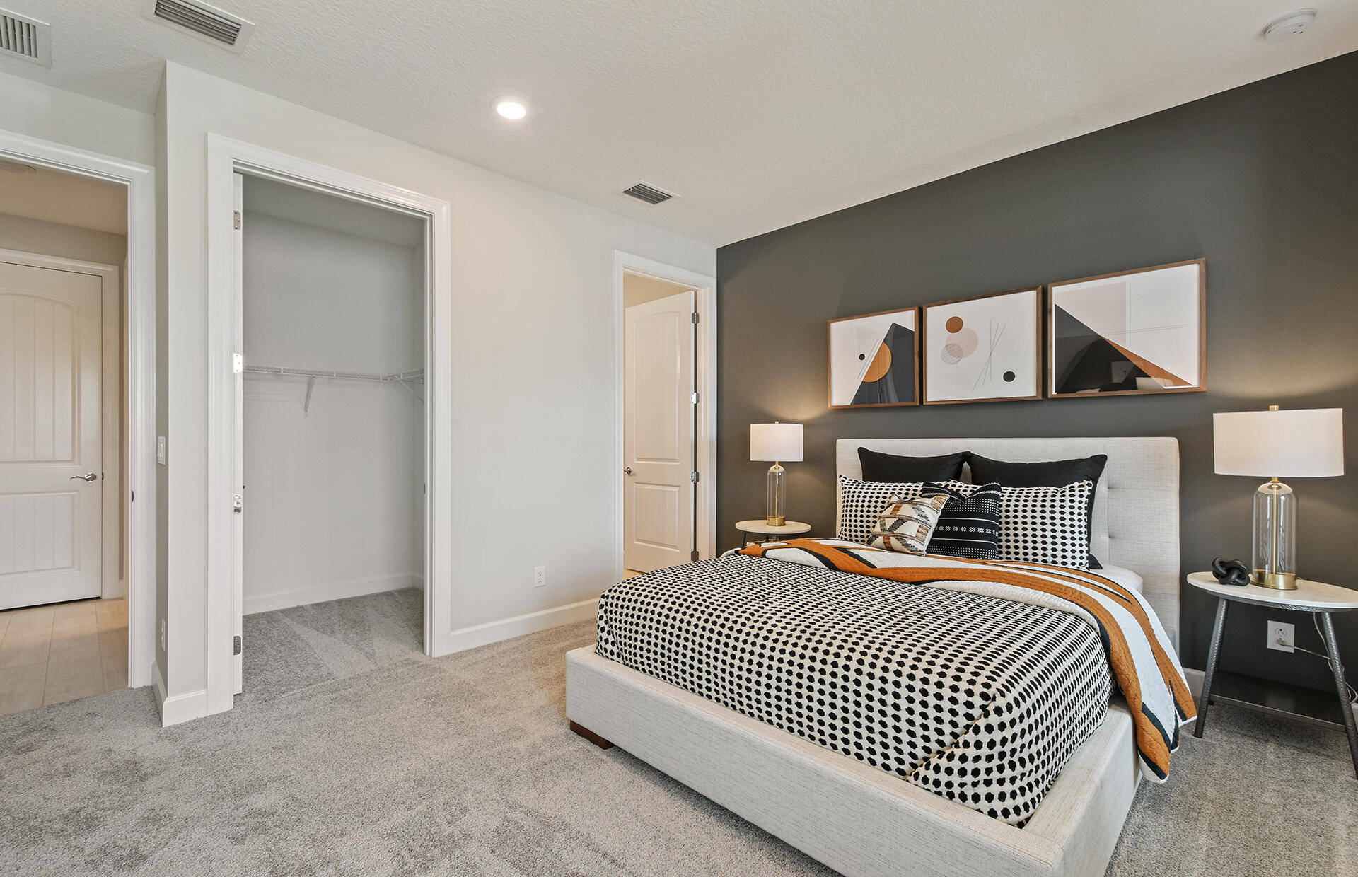 DEL WEBB TRADITION - Residential