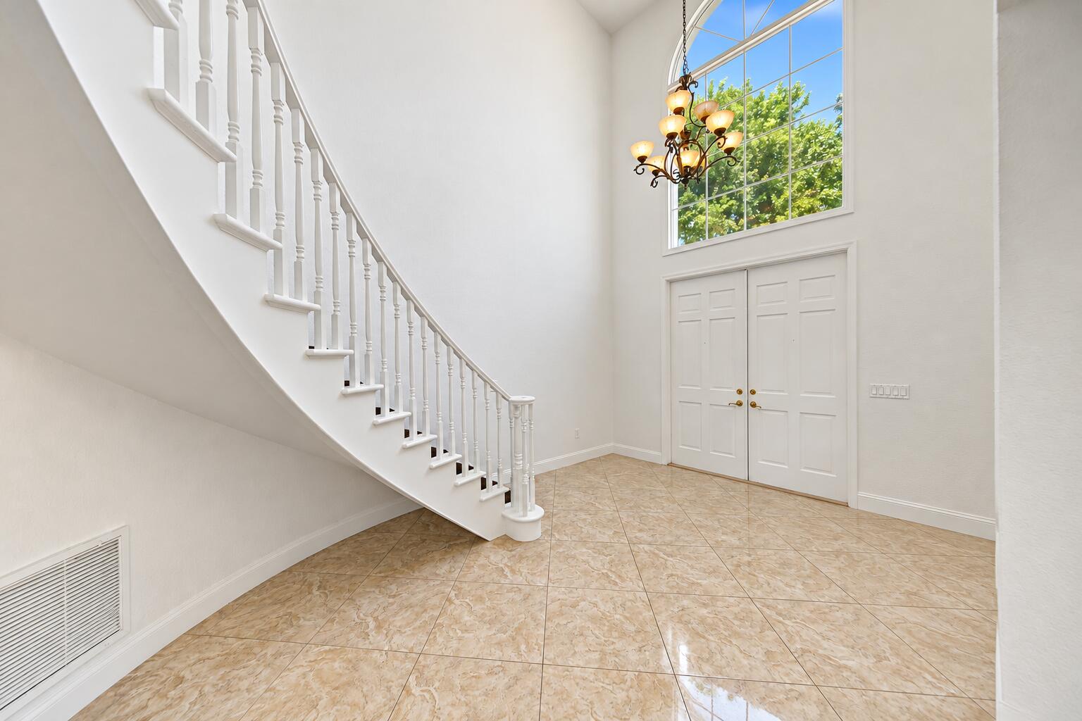 7756 Travelers Tree Drive