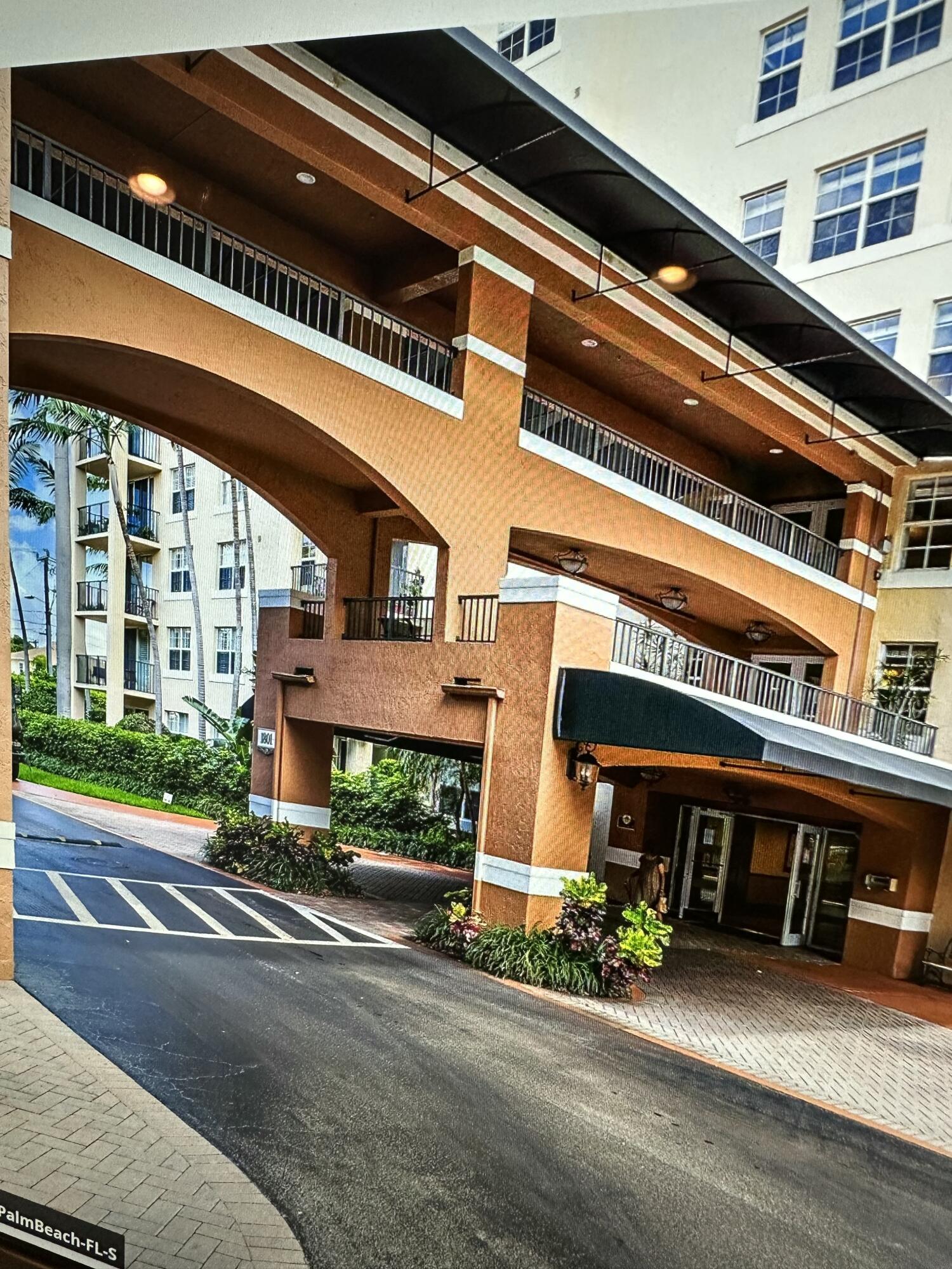 FLAGLER POINTE CONDO - Residential Lease