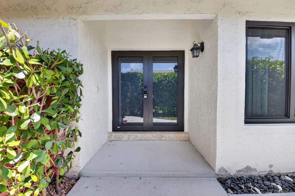 Photo of 21661 Casa Monte Court, Boca Raton, FL 33433 (MLS # B26046114)