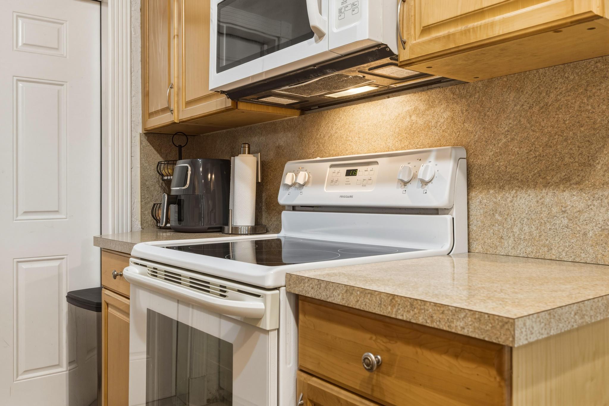 COLLIER MANOR 5TH ADD - Residential