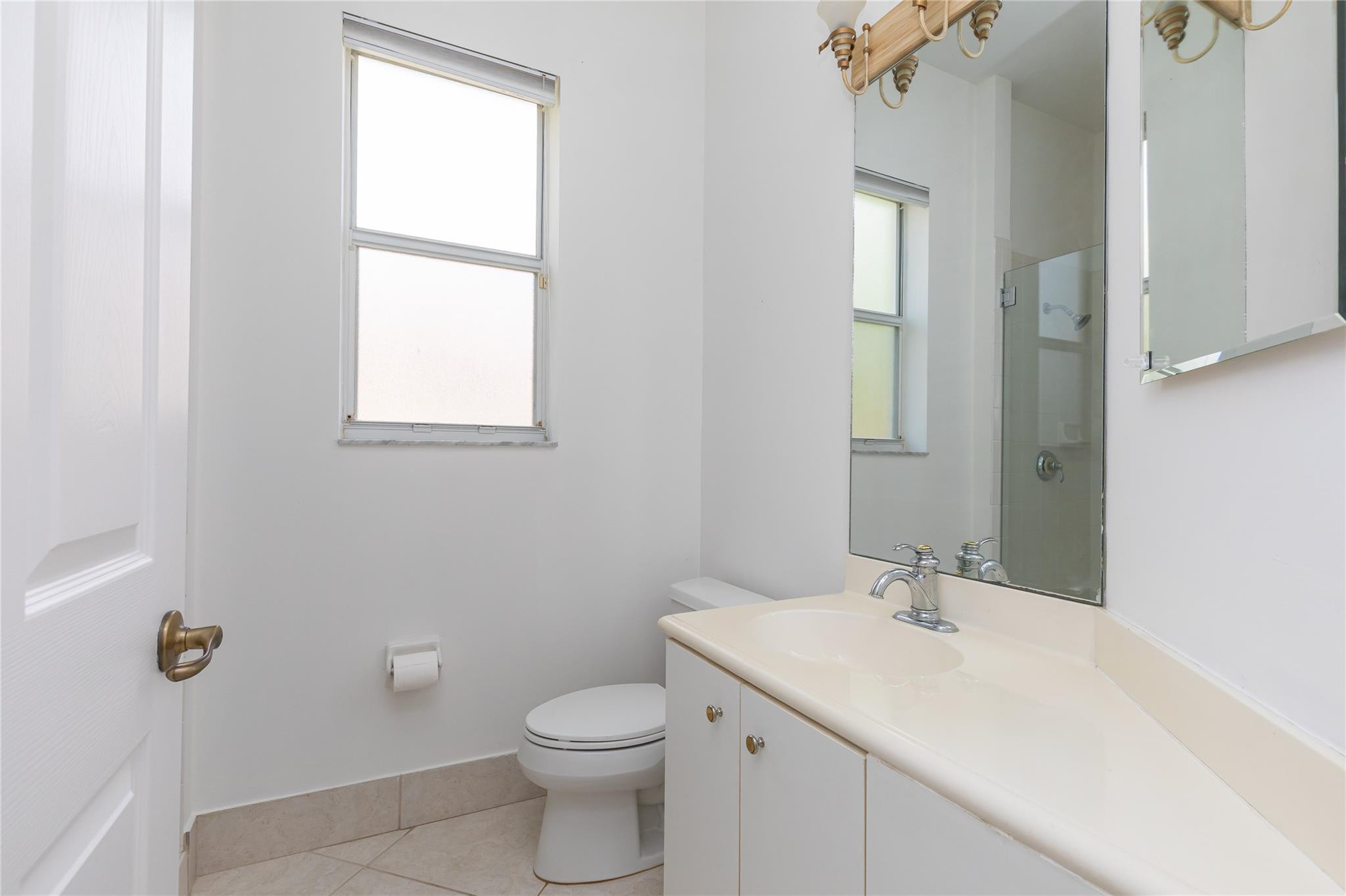 Parkland Isles 164-42 B - Residential