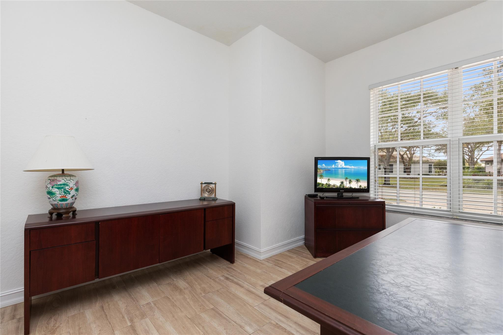 Parkland Isles 164-42 B - Residential