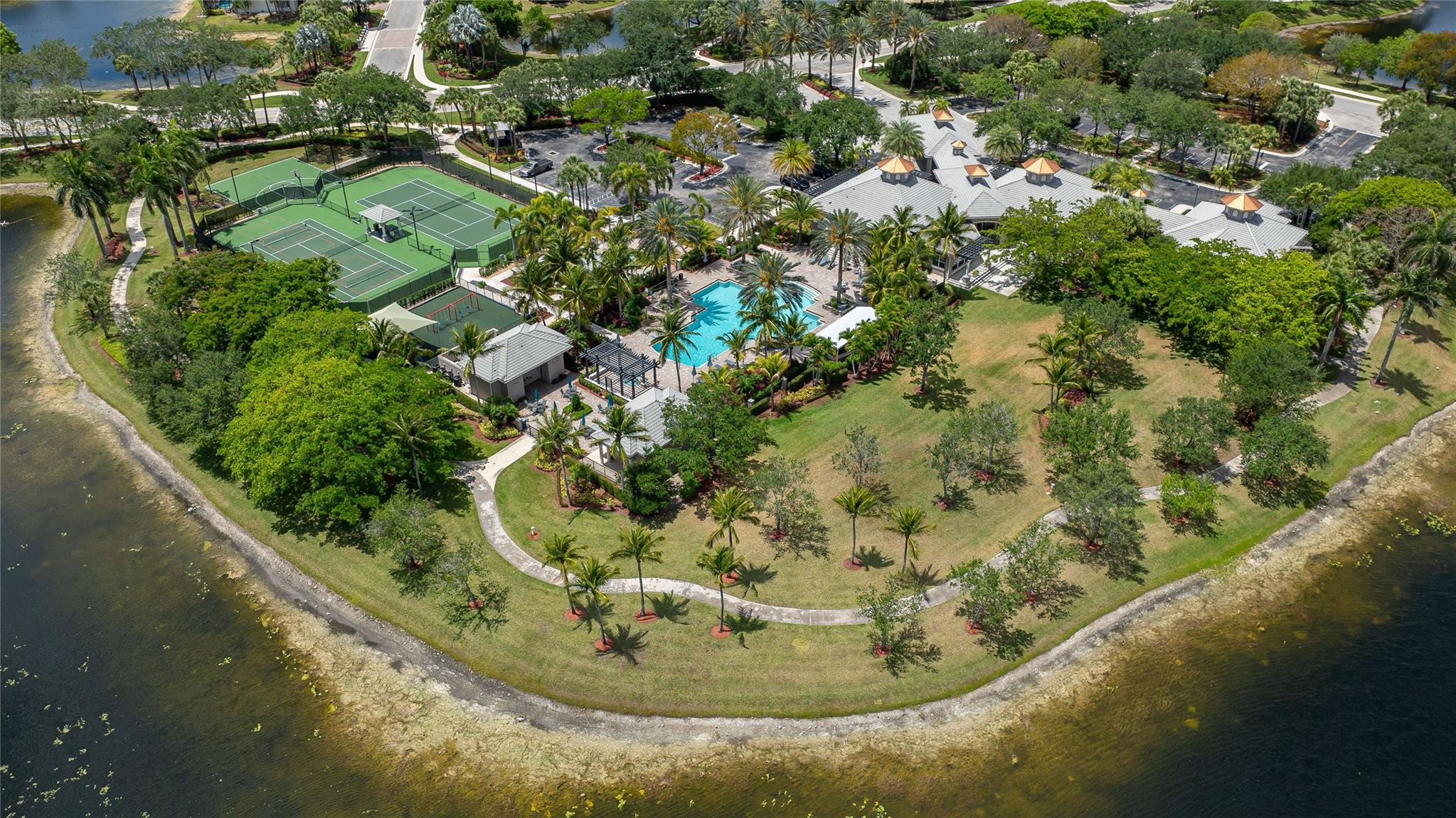 Parkland Isles 164-42 B - Residential