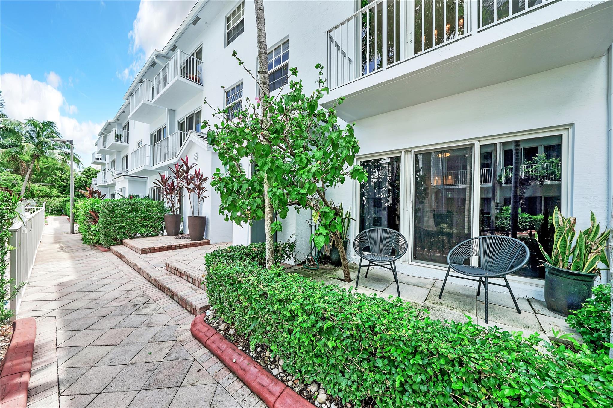 HIGHLAND ESTATES - Residential