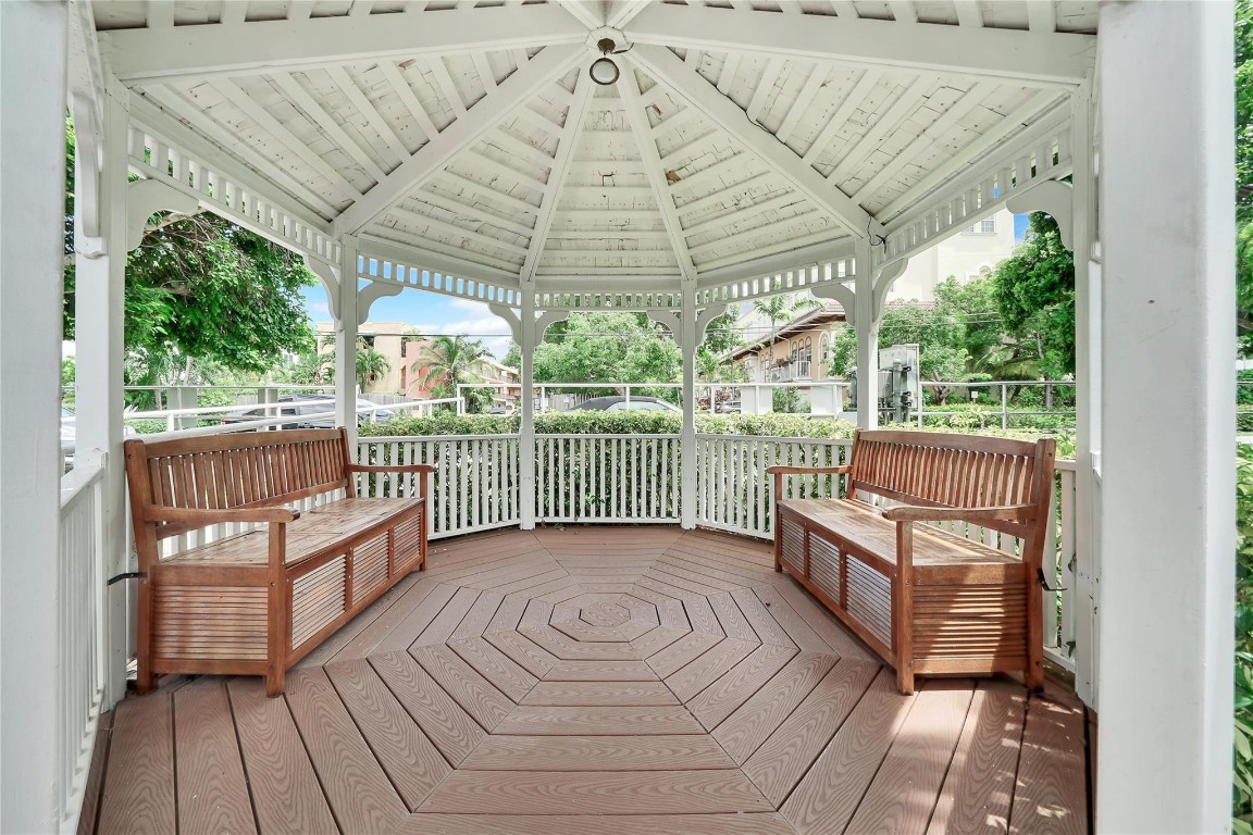 HIGHLAND ESTATES - Residential