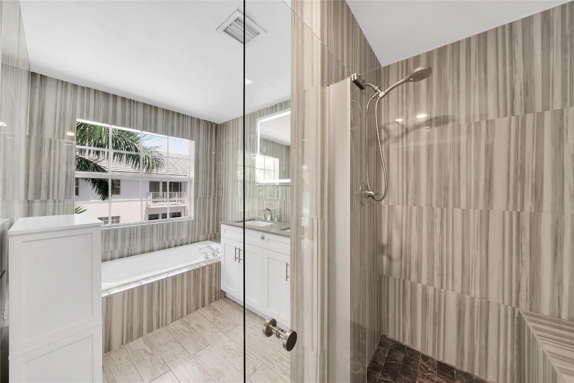 HIGHLAND ESTATES - Residential