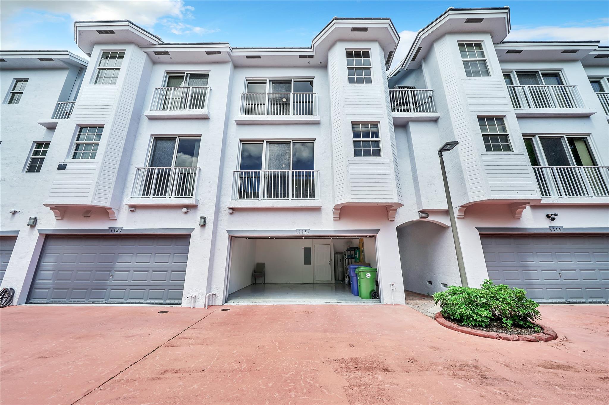 HIGHLAND ESTATES - Residential