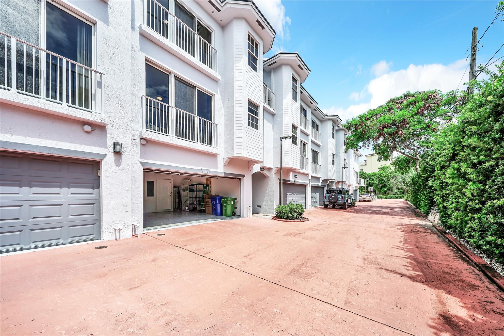 HIGHLAND ESTATES - Residential