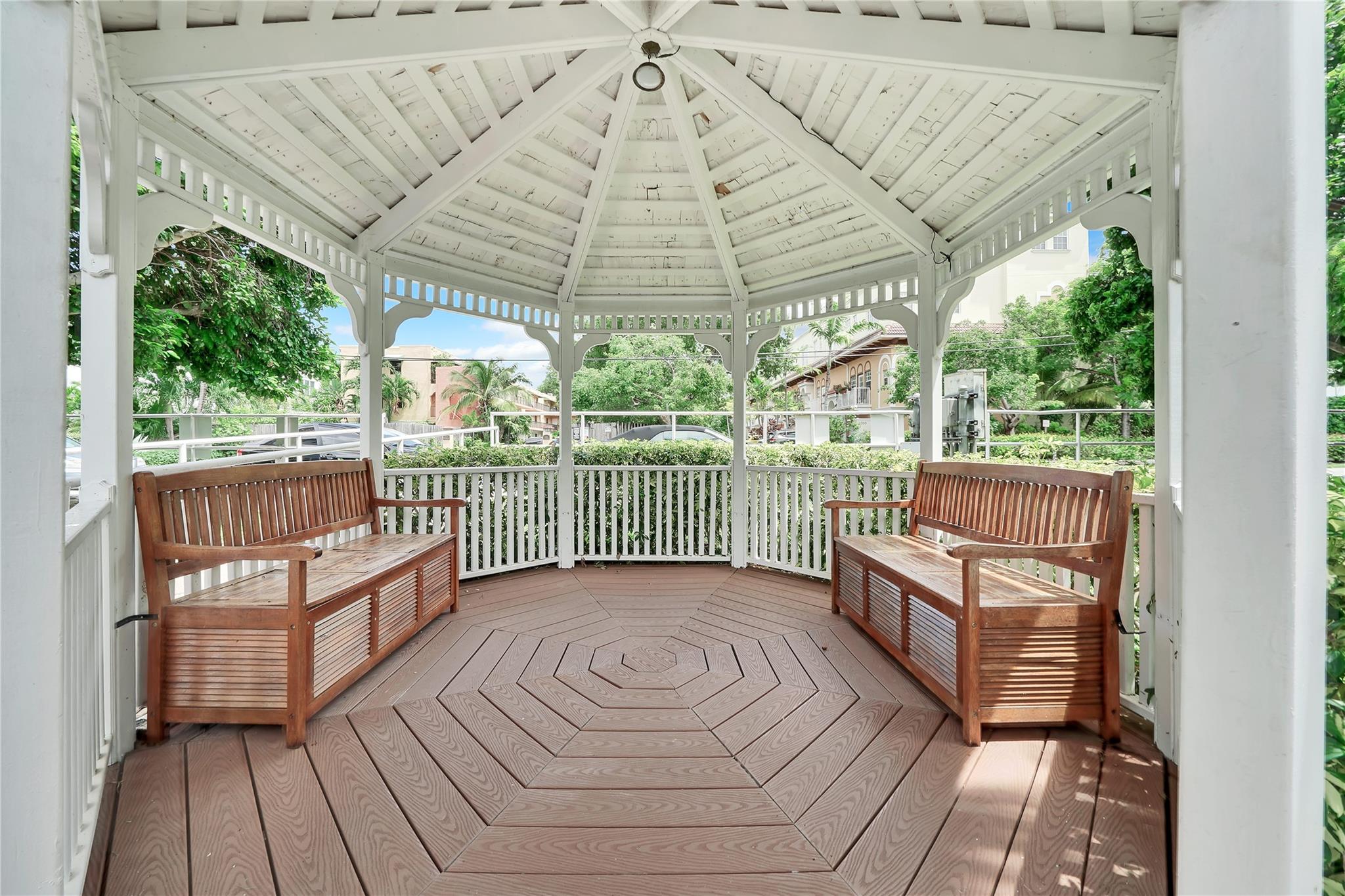 HIGHLAND ESTATES - Residential