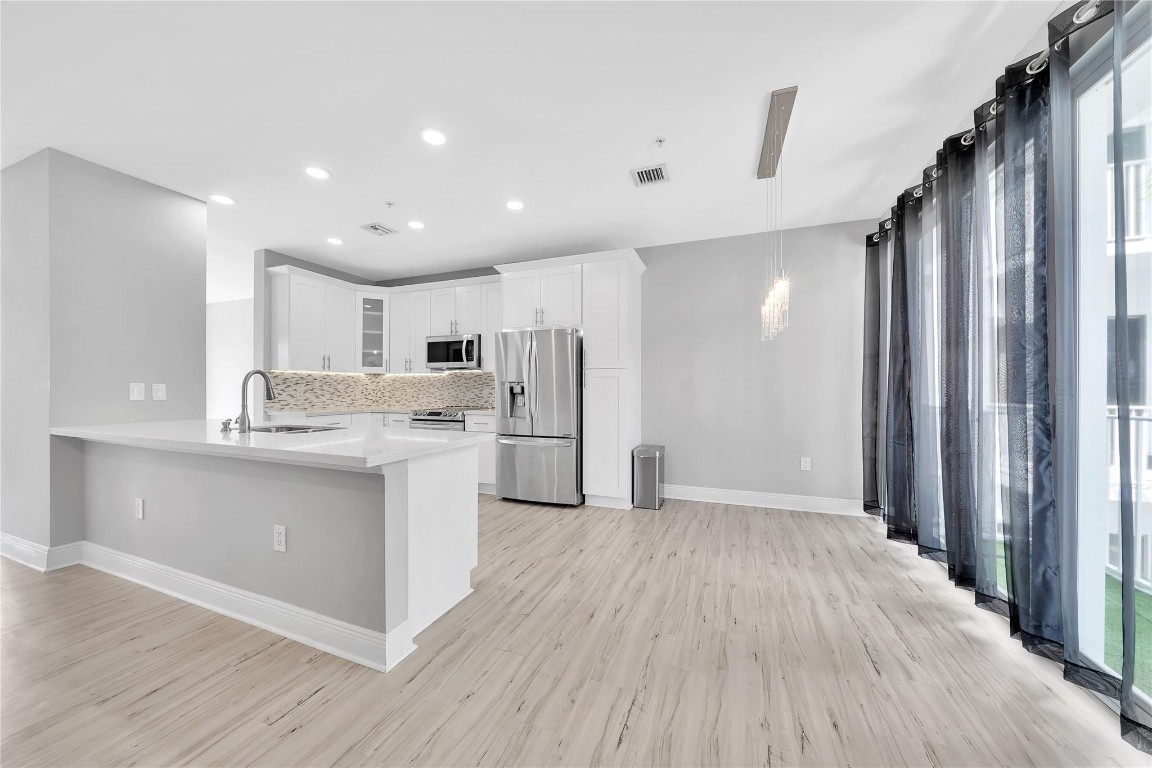 HIGHLAND ESTATES - Residential