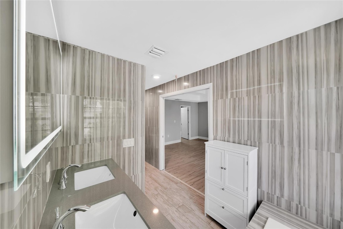 HIGHLAND ESTATES - Residential