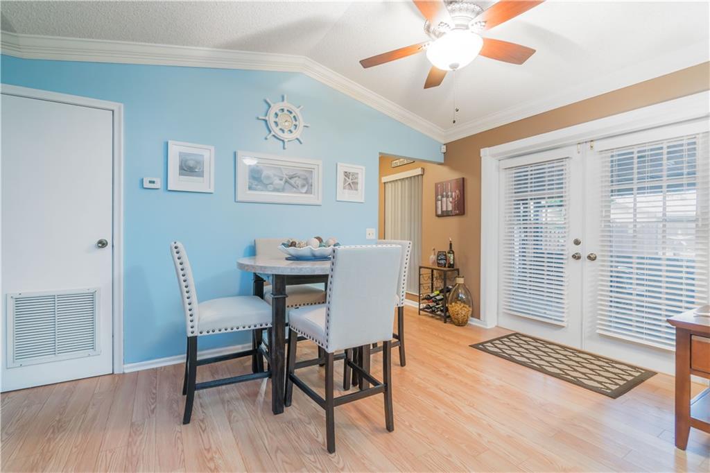 East Lakes Townhomes - Residential