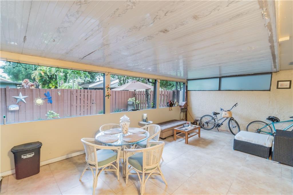 East Lakes Townhomes - Residential