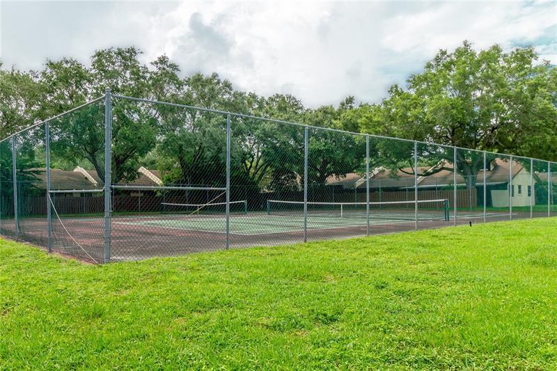 East Lakes Townhomes - Residential