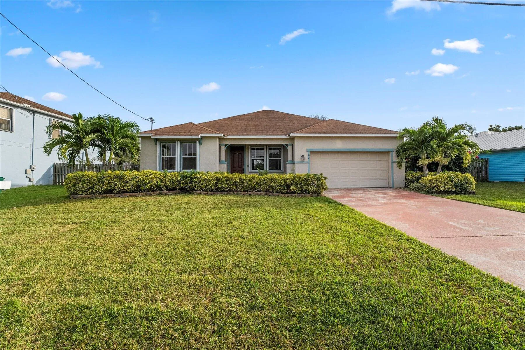 692 SW Mccall Rd  