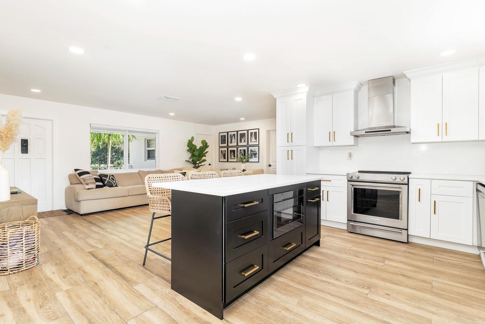 PALM RIDGE ESTATES 1 - Residential