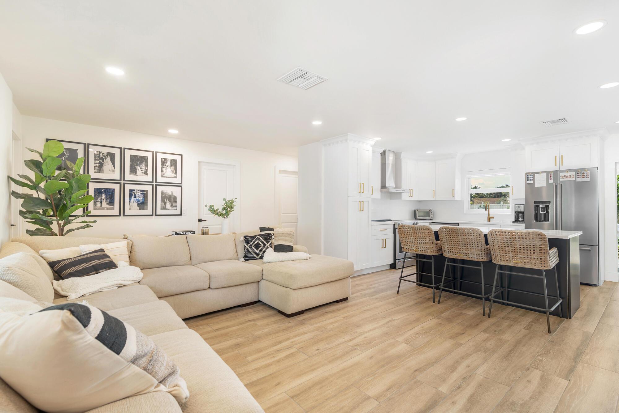 PALM RIDGE ESTATES 1 - Residential