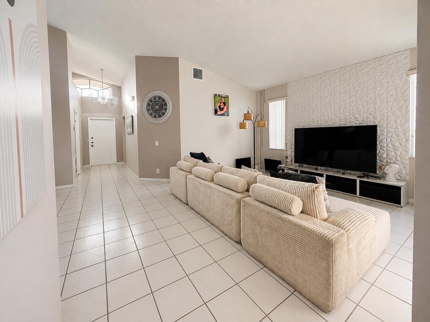HOLIDAY SPRINGS EAST - Residential
