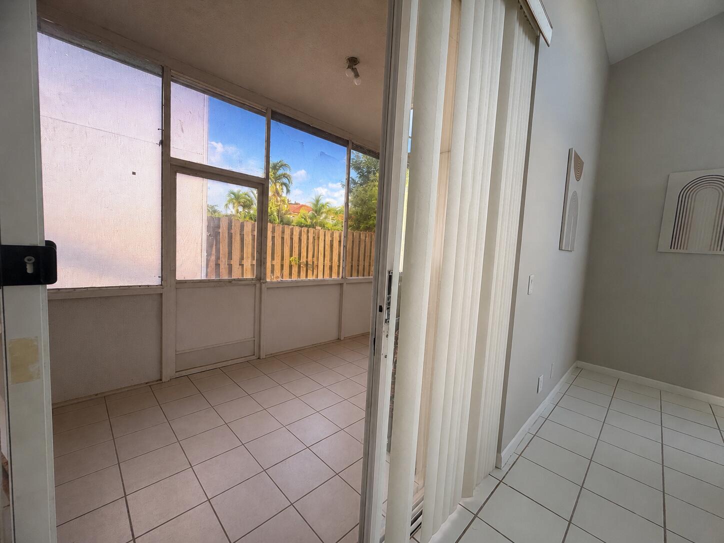 HOLIDAY SPRINGS EAST - Residential