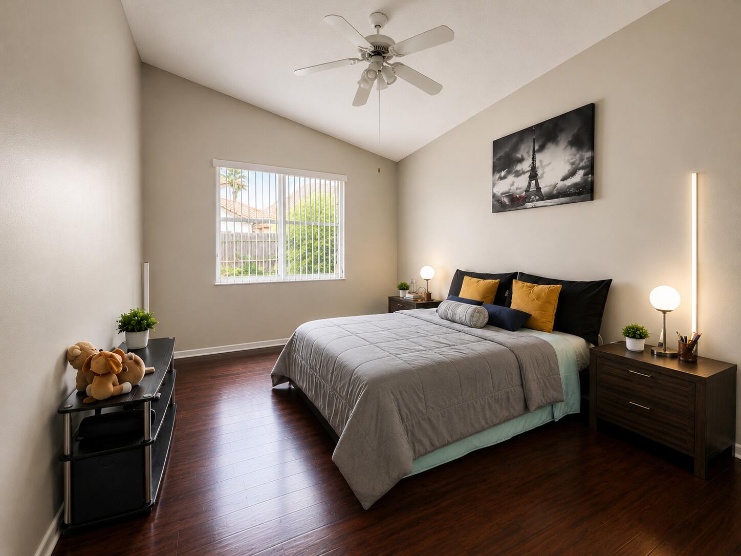 HOLIDAY SPRINGS EAST - Residential