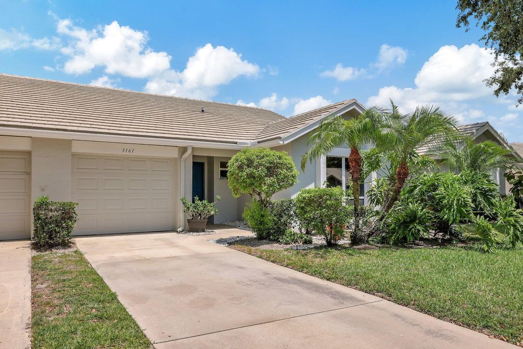 Photo of 3161 SW Sunset Trace Circle, Palm City, FL 34990 (MLS # R10992269)