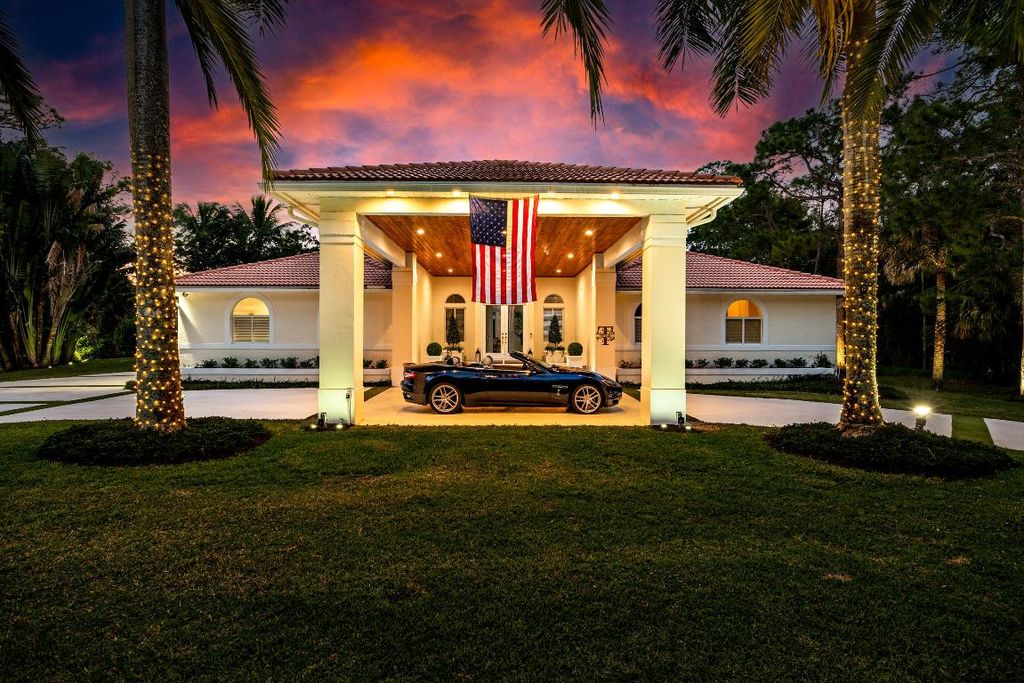 Photo of 19134 SE Old Trail Drive W, Jupiter, FL 33478 (MLS # R10954092)