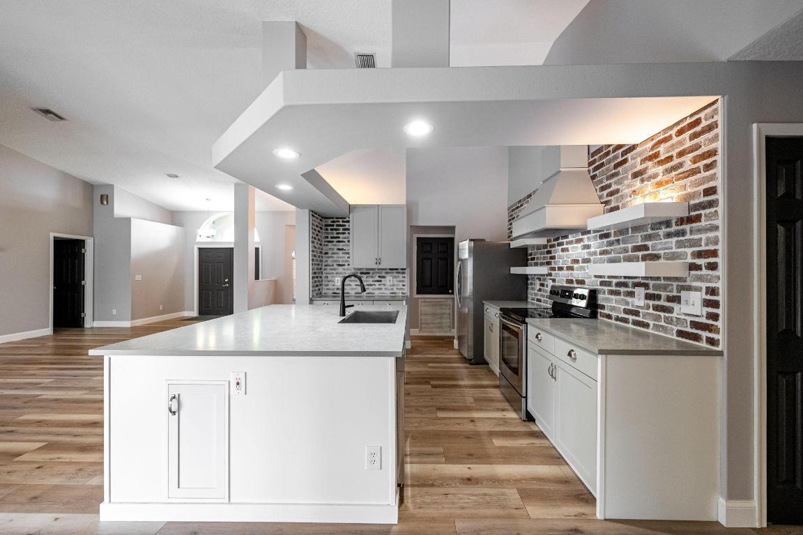 PORT ST LUCIE SECTION 47 - Residential