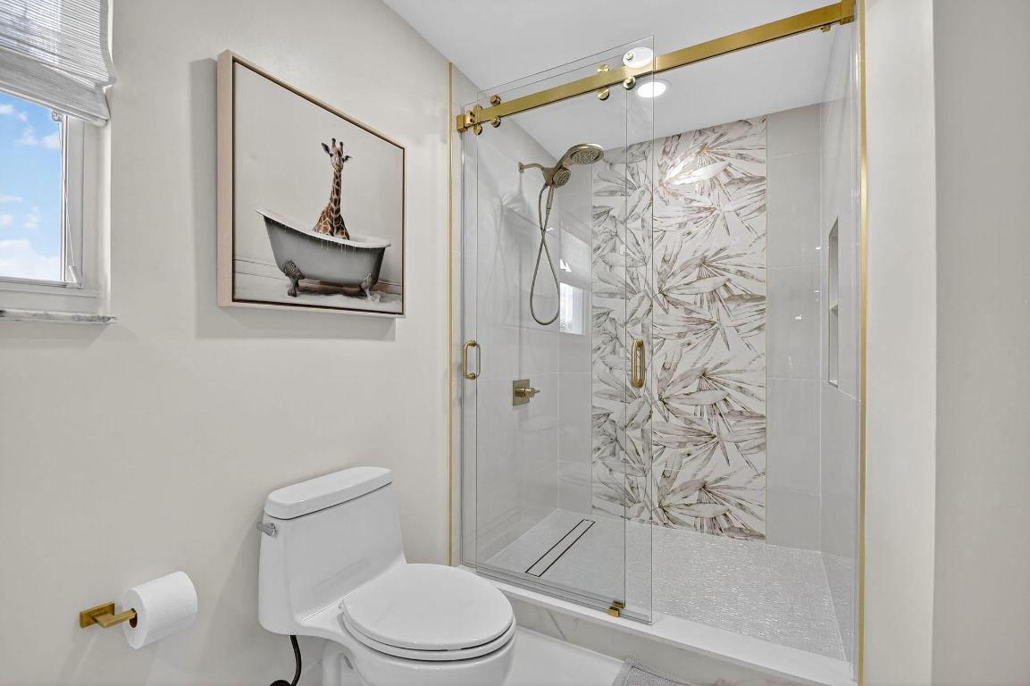 WELLINGTON AERO CLUB OF THE LANDINGS AT WELLINGTON - Residential Lease