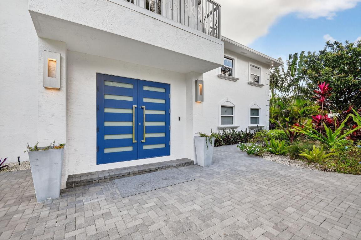 WELLINGTON AERO CLUB OF THE LANDINGS AT WELLINGTON - Residential Lease