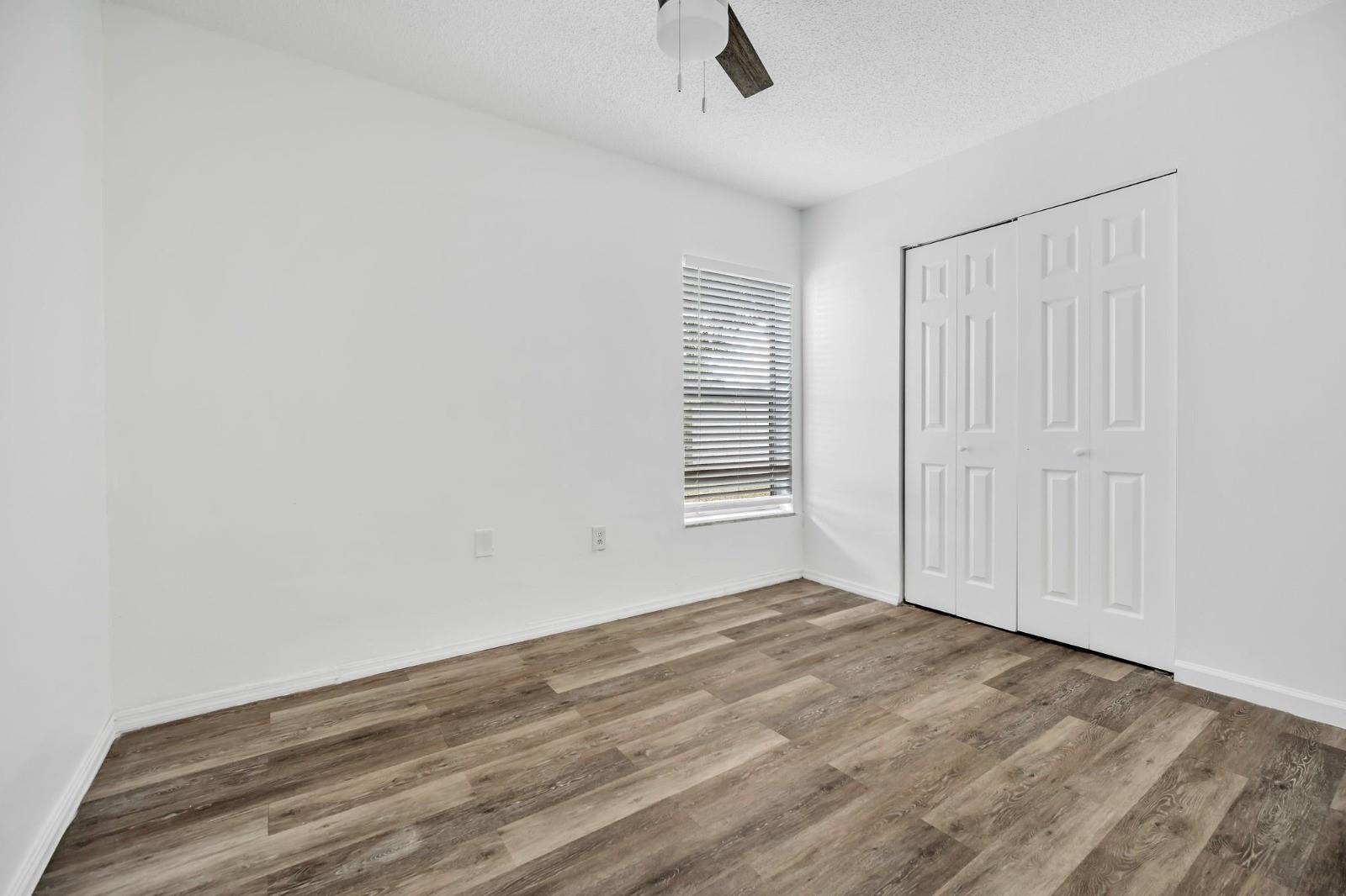 Vista Verde Twnhs Sec E - Residential