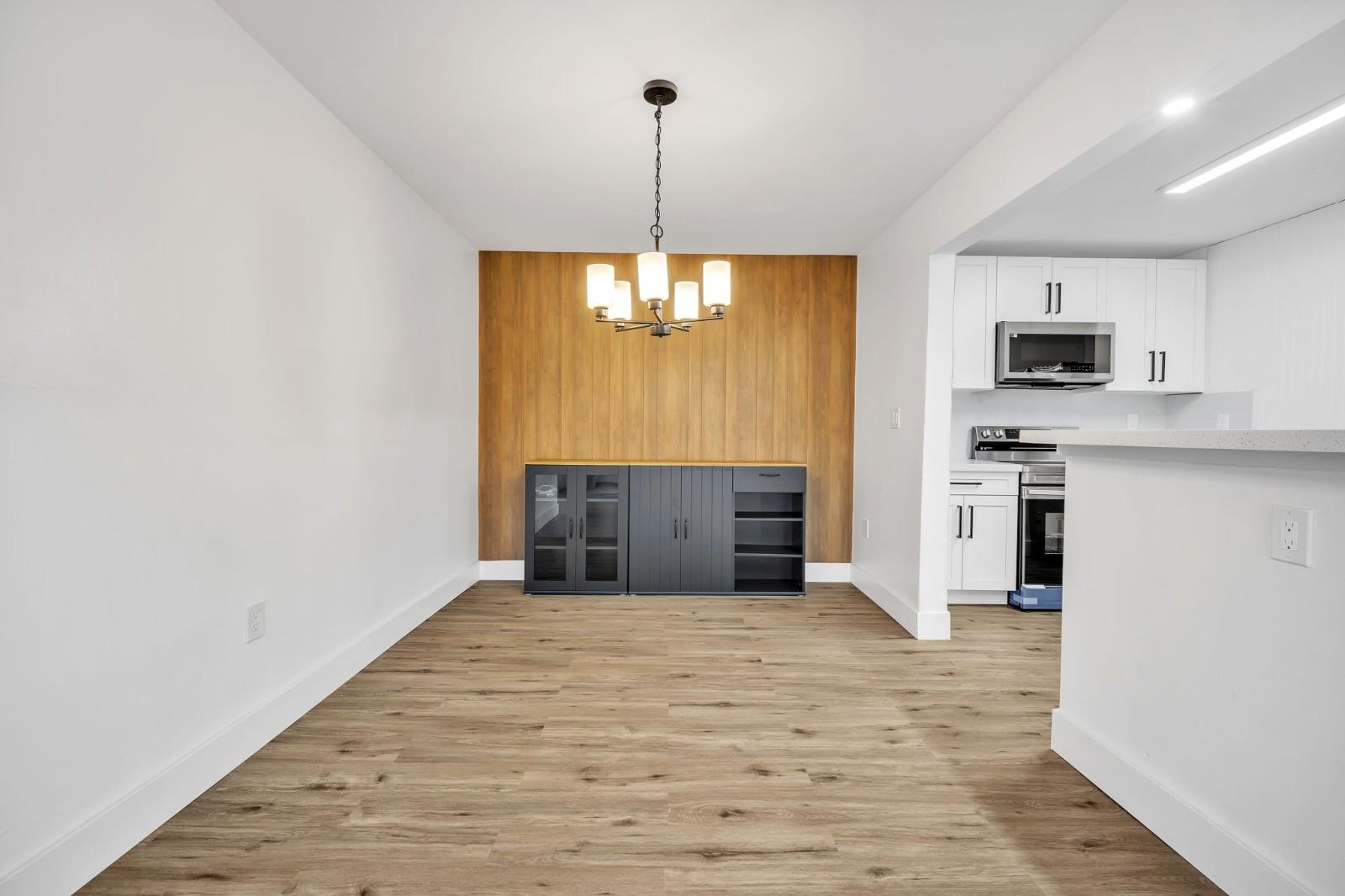 Vista Verde Twnhs Sec E - Residential