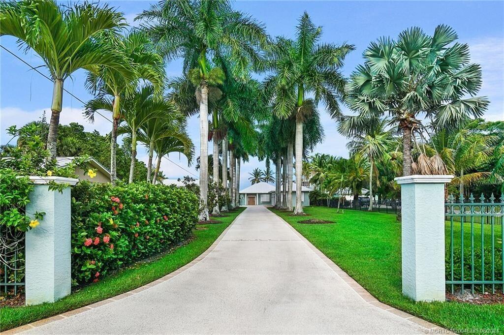 597 SW 11th Court