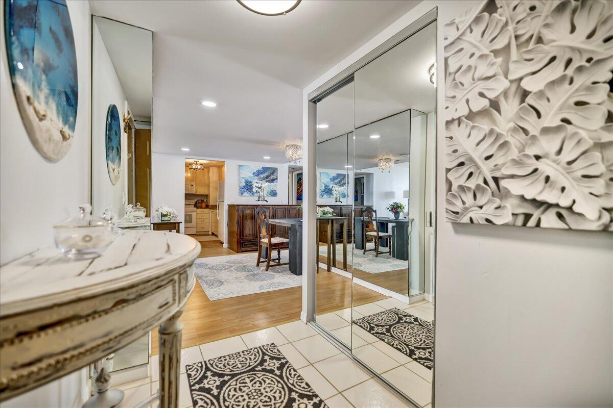 5600 N Flagler Drive Unit 1608