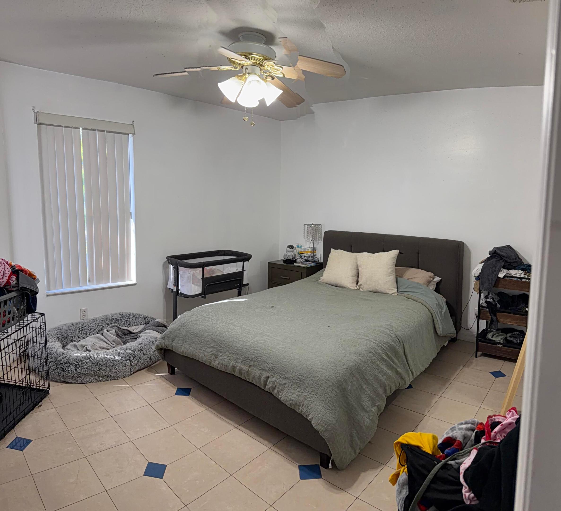 HOLLYWOOD BEACH GARDENS - Residential