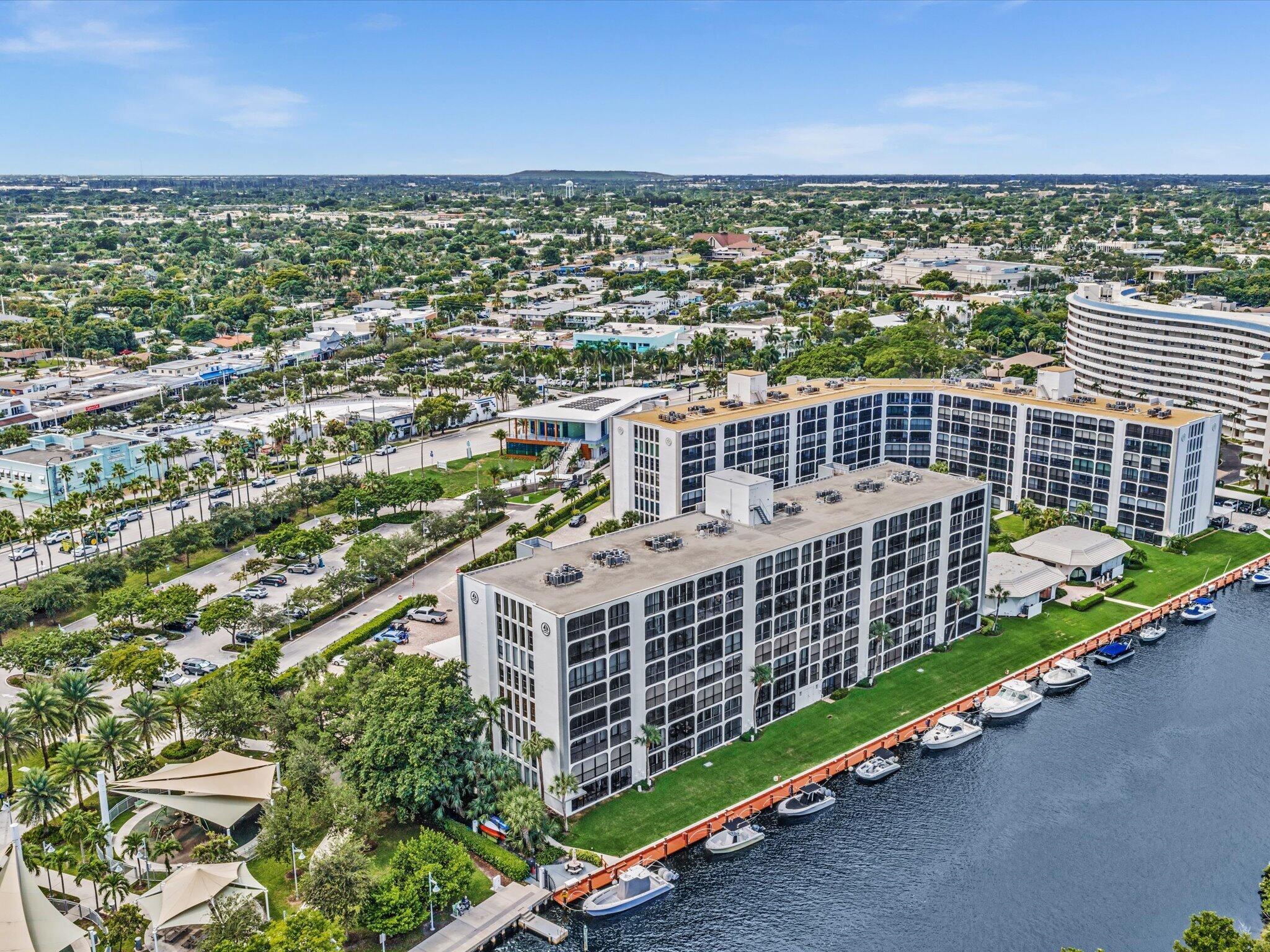 1631 RIVERVIEW Road 701